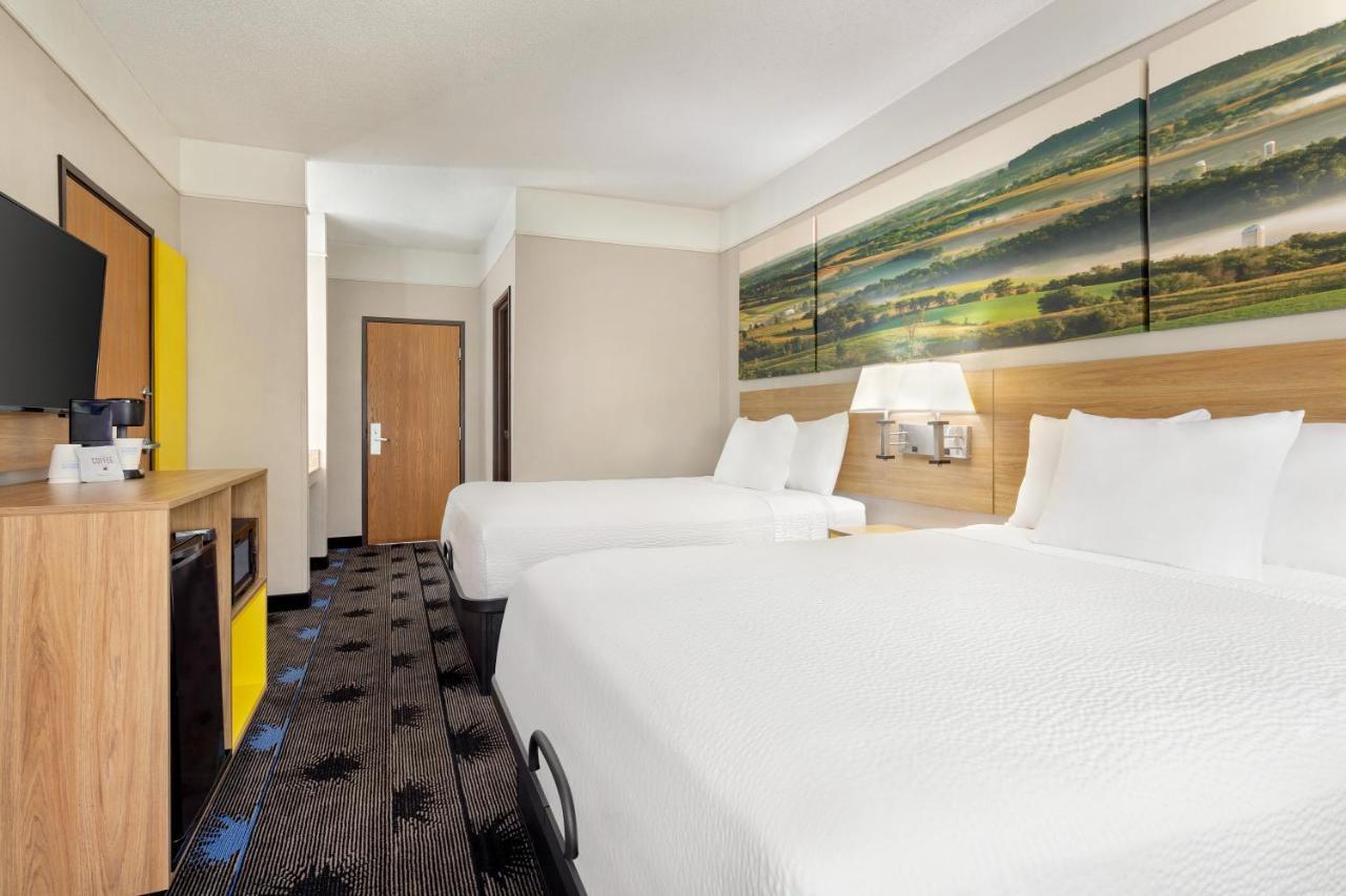 Days Inn By Wyndham Kansas City International Airport Екстериор снимка